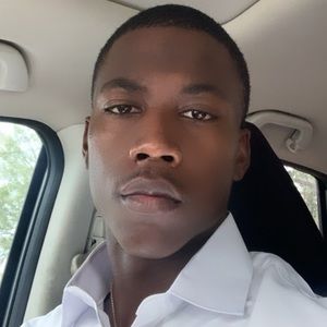 Meet your Posher, Cj